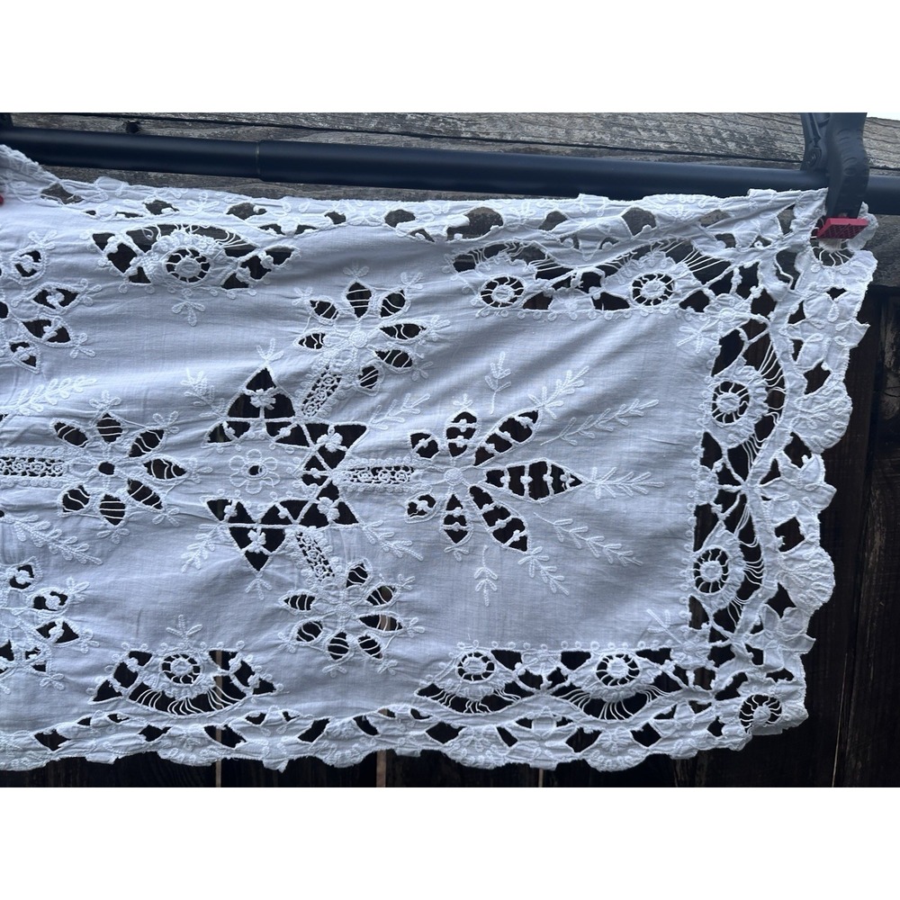 Vintage Hand Embroidered Cutwork Table Runner White Linen Floral 49 x 16 - Picture 12 of 13